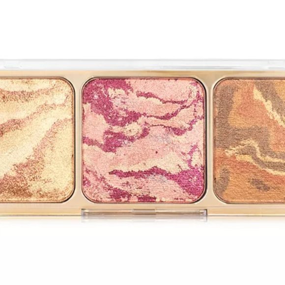 NWT Baked Cheek Makeup Highlighter Palette - Picture 2 of 6